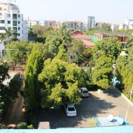 San Yar Shwe Pyi Hotel Янгон Екстериор снимка