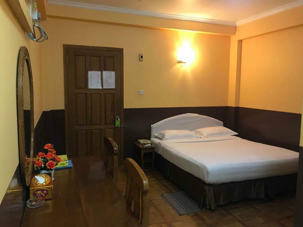 San Yar Shwe Pyi Hotel Янгон Екстериор снимка